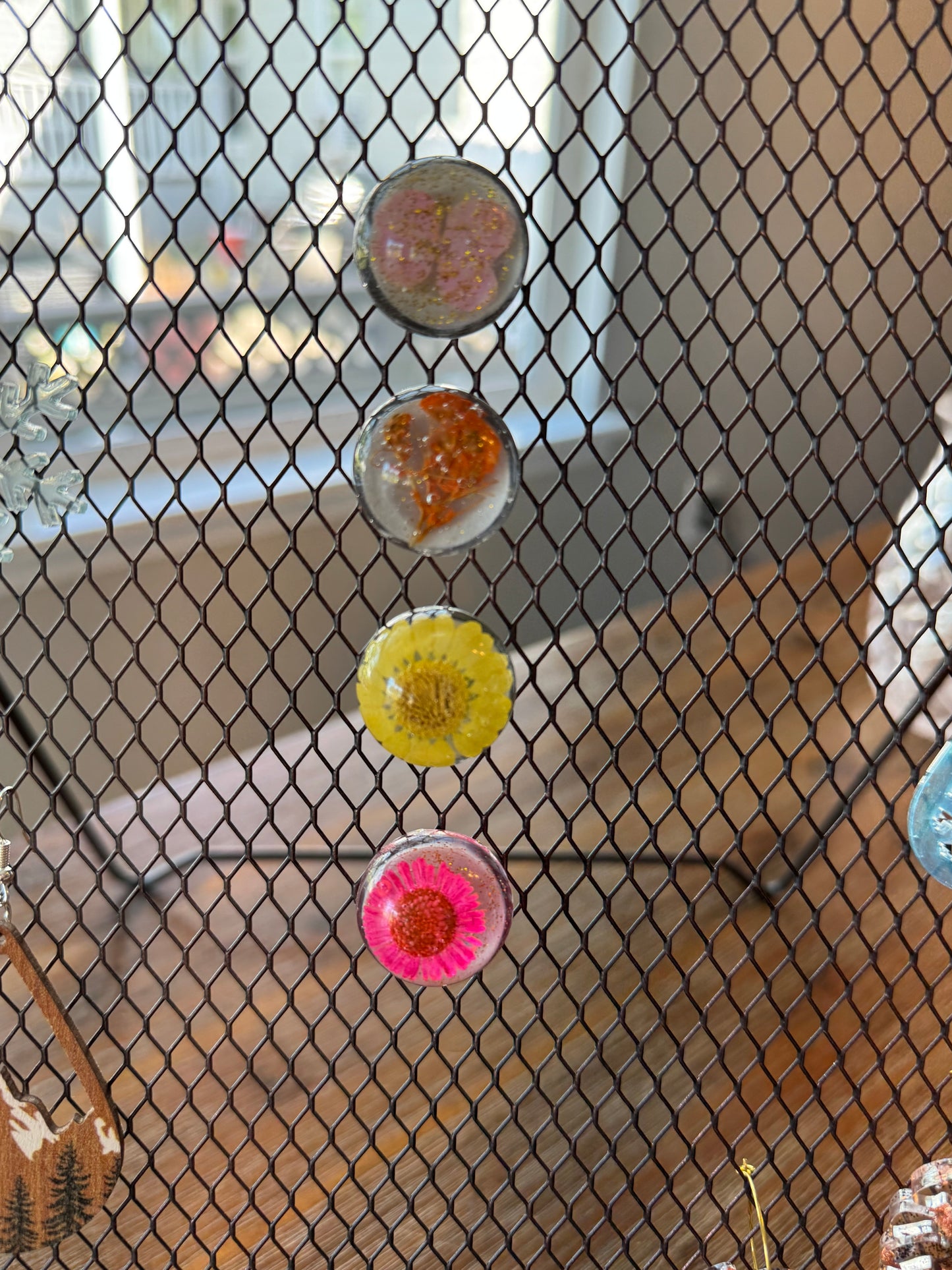 Flowered RESIN Magnets - 4 pack