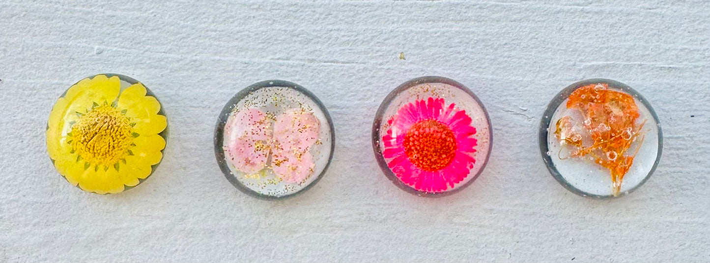 Flowered RESIN Magnets - 4 pack