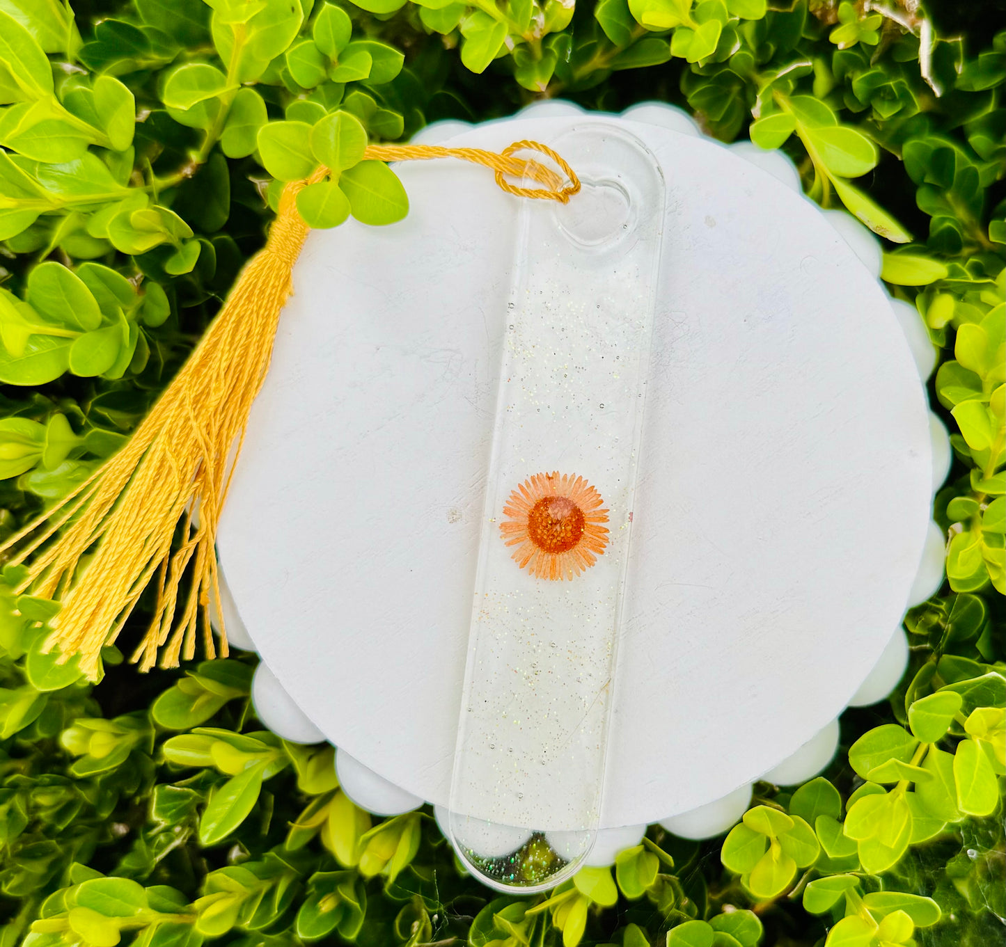 RESIN Flower Bookmarks - Set of 2